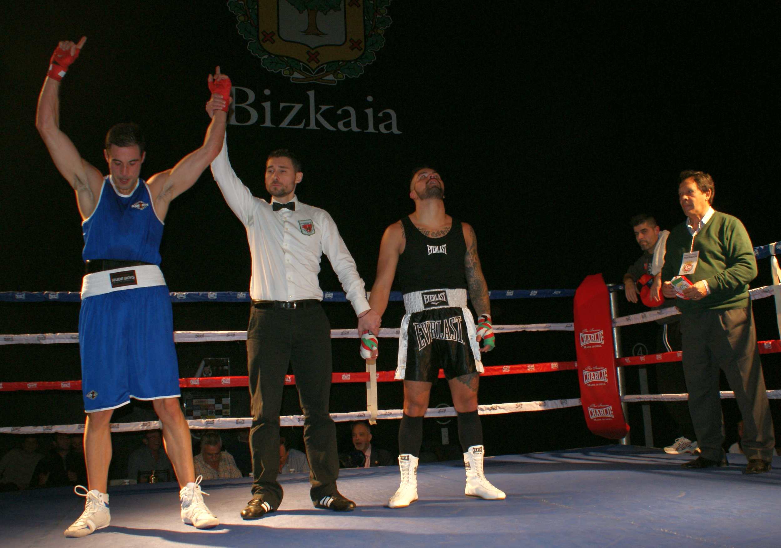 Boxeo, Bizkaia: Buen combate el de Andoni Osoro y Andrés Sebastian