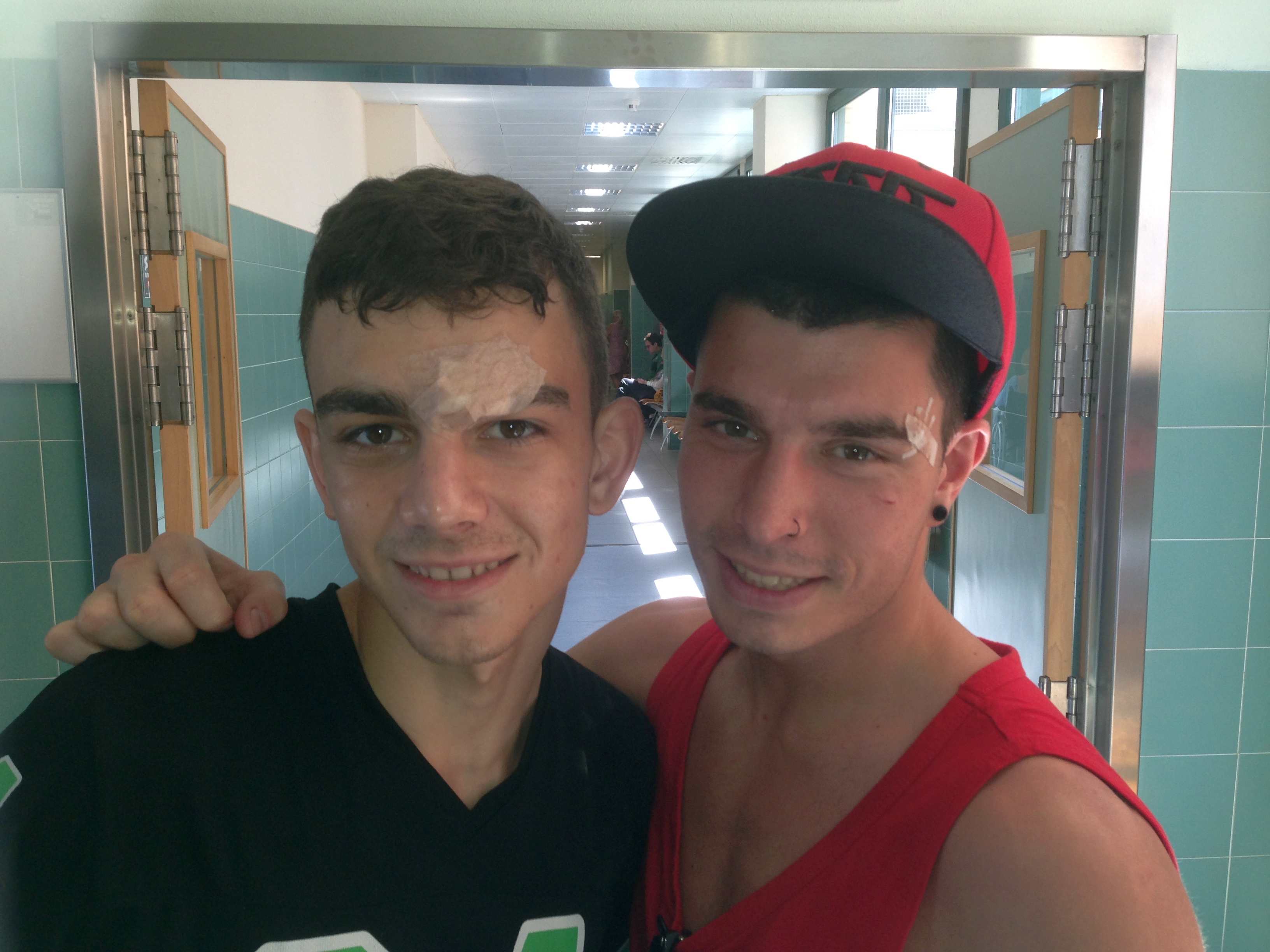 Los boxeadores vizcaínos Jon Fernández e Ibon Larrinaga, fuera de los campeonatos de España 2014 por sendas lesiones
