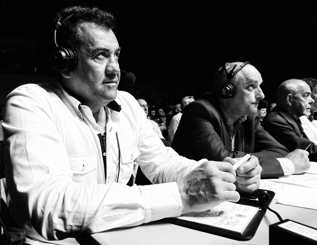 Maritxalar y Gokoetxea, los ojos y el alma del boxeo en la televisión vasca. El presidente de la federación vizcaína, Carlos San josé. (Foto, Iñaki Mendizabal).