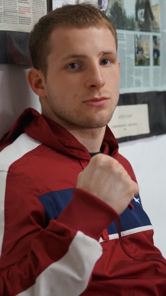 Boxeo profesional: Artem Sukhanov, en el polideportivo de Fadura (Getxo, Bizkaia) el próximo 25 de abril ante Jair Cortez.