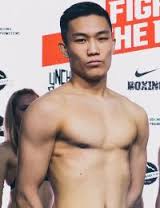 El boxeador ruso He Su Khan